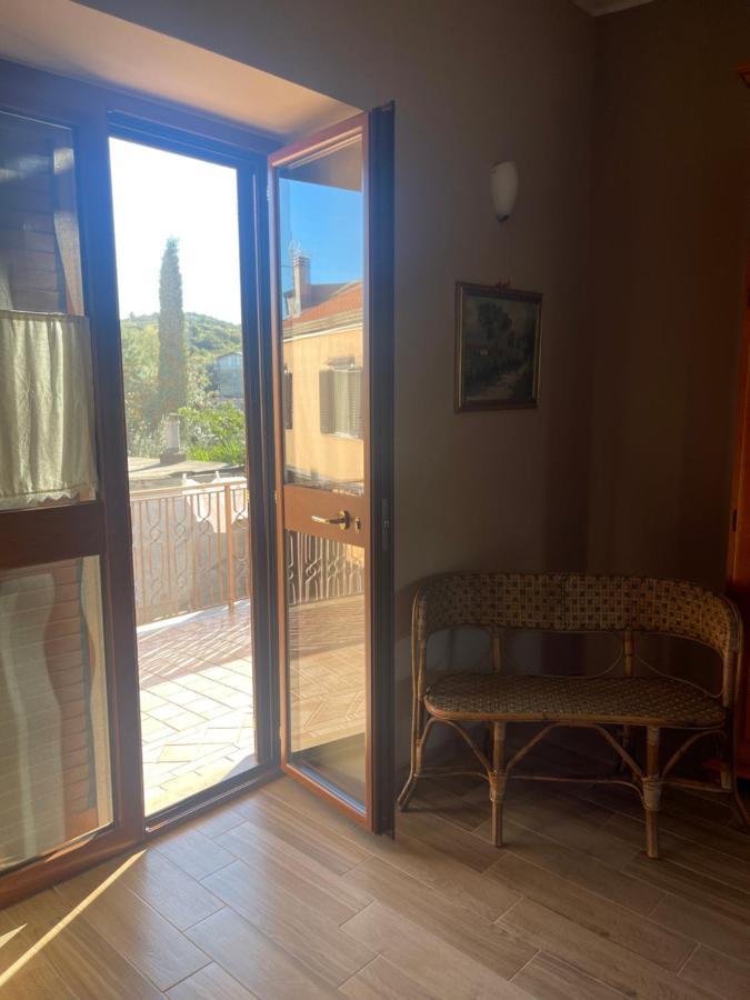 B&B A Casa Di Maybe Caserta Exterior photo